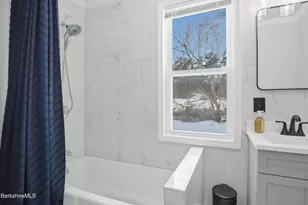 22 S Atlantic Ave, Pittsfield, MA 01201 - Photo 13