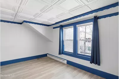 22 S Atlantic Ave, Pittsfield, MA 01201 - Photo 27