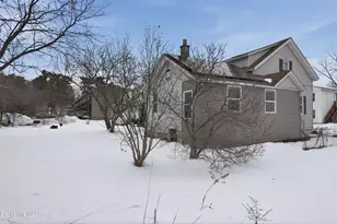 22 S Atlantic Ave, Pittsfield, MA 01201 - Photo 31