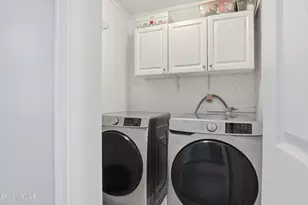 22 S Atlantic Ave, Pittsfield, MA 01201 - Photo 11