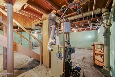 34 Anthony St, Adams, MA 01220 - Photo 29