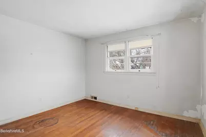 57 Donna Ave, Pittsfield, MA 01201 - Photo 15