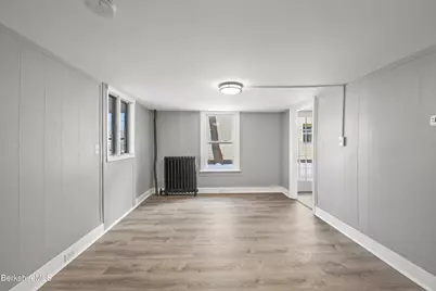 139 2nd St, Pittsfield, MA 01201 - Photo 5