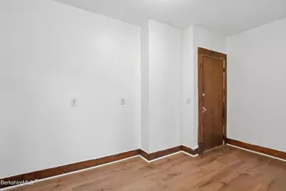 195 Francis Ave, Pittsfield, MA 01201 - Photo 21