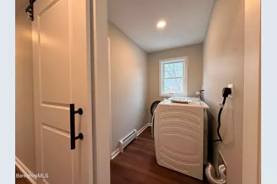 40 E Hoosac St, Adams, MA 01220 - Photo 13