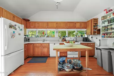 276 Great Barrington Rd, West Stockbridge, MA 01266 - Photo 5