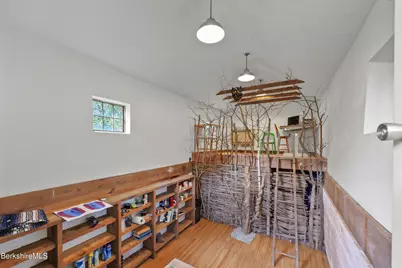 276 Great Barrington Rd, West Stockbridge, MA 01266 - Photo 47