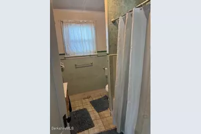 11 Melrose St, Adams, MA 01220 - Photo 7
