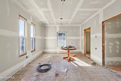 73-75 Hall St, North Adams, MA 01247 - Photo 25