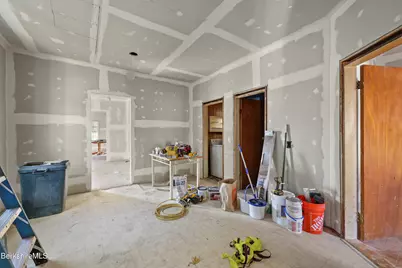 73-75 Hall St, North Adams, MA 01247 - Photo 29