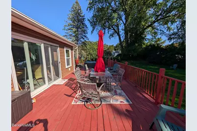 5 McKinley St, Adams, MA 01220 - Photo 29
