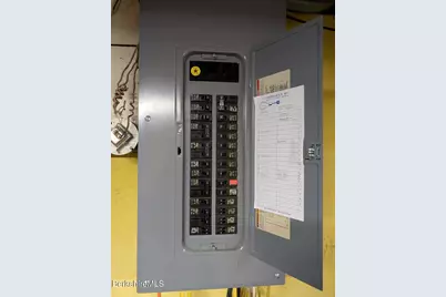 5 McKinley St, Adams, MA 01220 - Photo 25