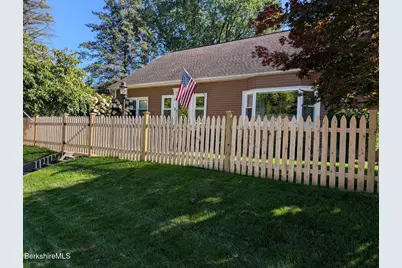 5 McKinley St, Adams, MA 01220 - Photo 41