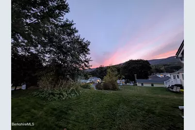 5 McKinley St, Adams, MA 01220 - Photo 33