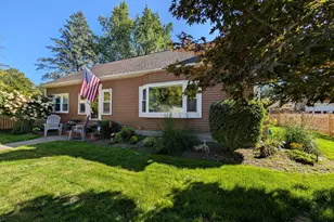 5 McKinley St, Adams, MA 01220 - Photo 1