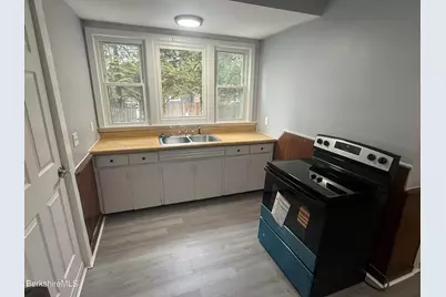 124 Appleton Ave #1, Pittsfield, MA 01201 - Photo 3