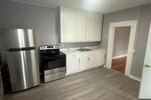 126 Appleton Ave, Pittsfield, MA 01201 - Photo 5