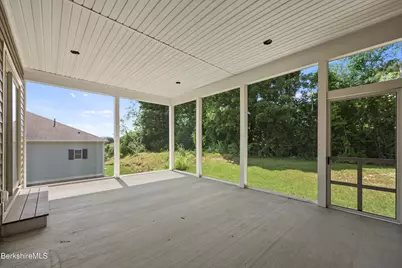 15 Cherry Hill Dr, Pittsfield, MA 01201 - Photo 35