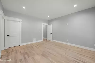 15 Cherry Hill Dr, Pittsfield, MA 01201 - Photo 17