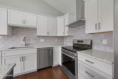 15 Cherry Hill Dr, Pittsfield, MA 01201 - Photo 15