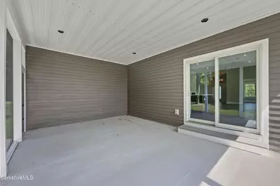 15 Cherry Hill Dr, Pittsfield, MA 01201 - Photo 33