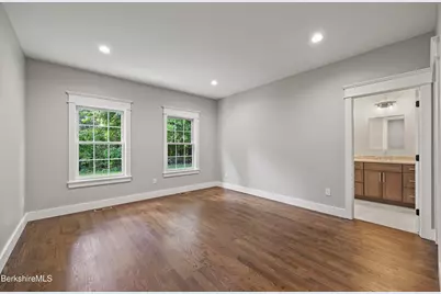 15 Cherry Hill Dr, Pittsfield, MA 01201 - Photo 23