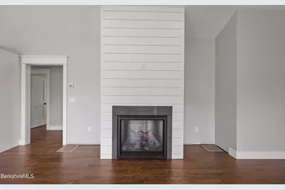 15 Cherry Hill Dr, Pittsfield, MA 01201 - Photo 11