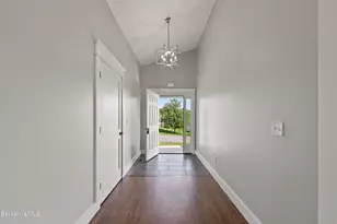 15 Cherry Hill Dr, Pittsfield, MA 01201 - Photo 7