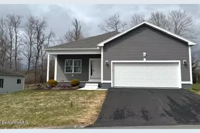 15 Cherry Hill Dr, Pittsfield, MA 01201 - Photo 1