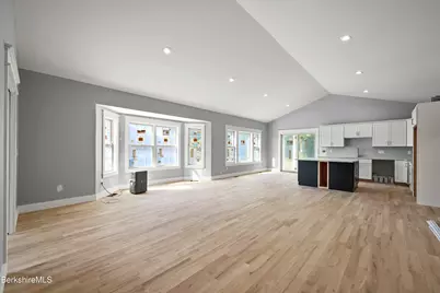 15 Cherry Hill Dr, Pittsfield, MA 01201 - Photo 5