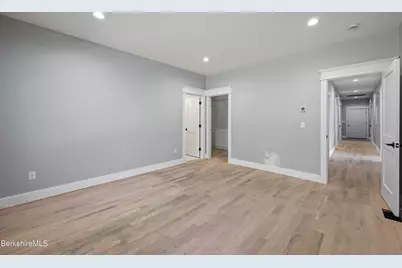 15 Cherry Hill Dr, Pittsfield, MA 01201 - Photo 17