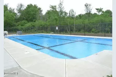 15 Cherry Hill Dr, Pittsfield, MA 01201 - Photo 25