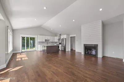 15 Cherry Hill Dr, Pittsfield, MA 01201 - Photo 13