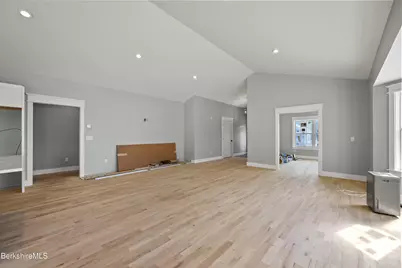 15 Cherry Hill Dr, Pittsfield, MA 01201 - Photo 11