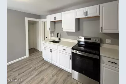 1-2 Monteleone Place, Pittsfield, MA 01201 - Photo 17