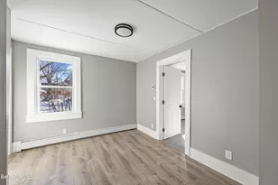 12 Monteleone Pl, Pittsfield, MA 01201 - Photo 9