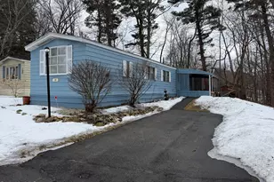 30 Lakewood Dr, Pittsfield, MA 01201 - Photo 1