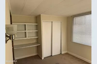 30 Lakewood Dr, Pittsfield, MA 01201 - Photo 9