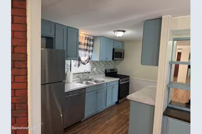 30 Lakewood Dr, Pittsfield, MA 01201 - Photo 3