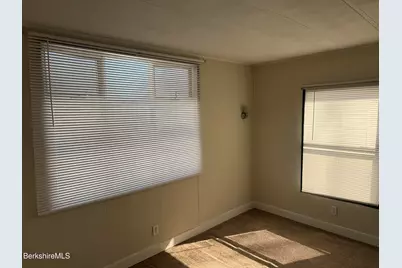 30 Lakewood Dr, Pittsfield, MA 01201 - Photo 7