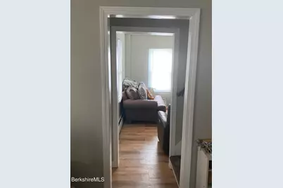 132 Daniels Ave, Pittsfield, MA 01201 - Photo 9