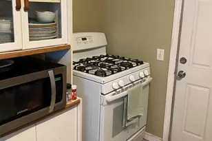 132 Daniels Ave, Pittsfield, MA 01201 - Photo 5