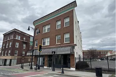 644 North St, Pittsfield, MA 01201 - Photo 1