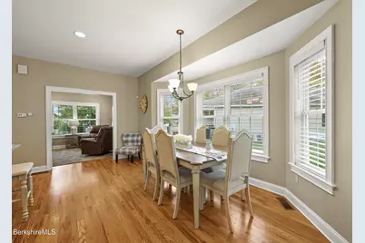 14 Sunrise Cir, Pittsfield, MA 01201 - Photo 11