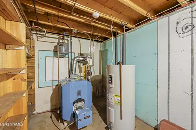 89 Delancy Ave, Pittsfield, MA 01201 - Photo 31