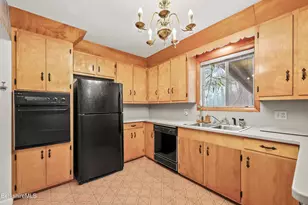 89 Delancy Ave, Pittsfield, MA 01201 - Photo 7