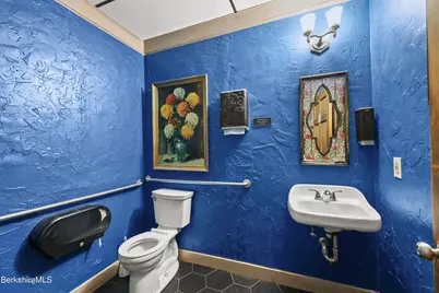 442/444 North St, Pittsfield, MA 01201 - Photo 17