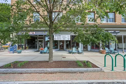 442/444 North St, Pittsfield, MA 01201 - Photo 3