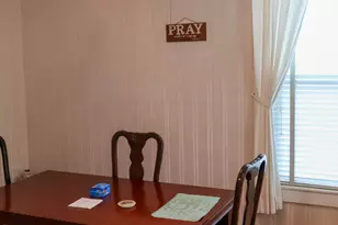 105 Friend St, Adams, MA 01220 - Photo 17