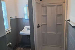 105 Friend St, Adams, MA 01220 - Photo 9